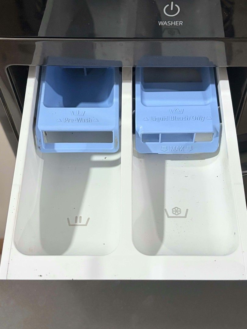 LG WT2117NHB Washer Dryer ThinQ (Category: Washing Machines and Dryers) located in Paranaque City. Submitted by smplyiale (Listing ID 1467104400, Image 3). Description: - Model: LG WT2117NHB Washer Dryer (Grey finish) - Capacity: Perfect for big laundry loads - Smart Tech: Built-in LG ThinQ - Controls: Convenient dual control panel at top and bottom - Condition: Clean drum interior and detergent drawer with normal daily wear on surfaces, works gr