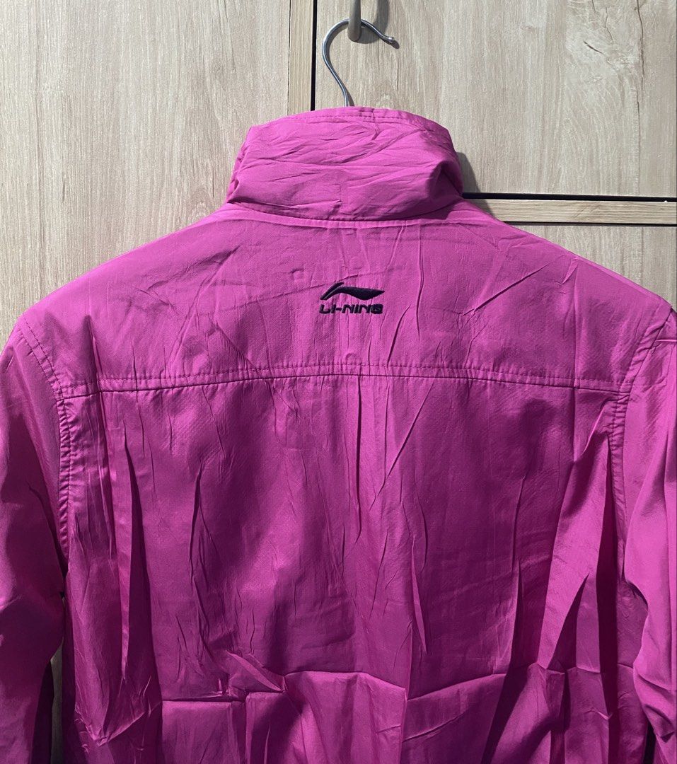 Li ning Wind breaker jacket (Category: Coats, Jackets and Outerwear) located in Binan City. Submitted by rnj_affordable (Listing ID 1466990026, Image 3). Description: like new.
