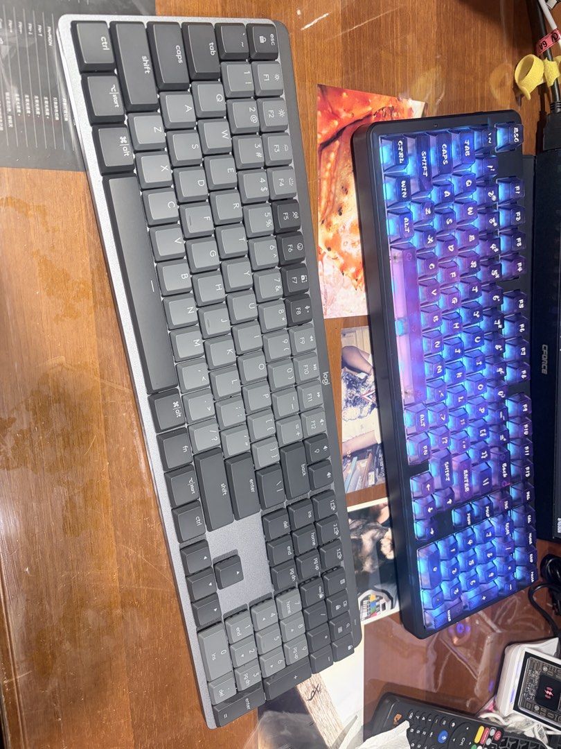 Logitech MX Mechanical Keyboard （分類：電腦鍵盤及相關產品）位於 Hong Kong。 由 ken_lin8088 提交（商品編號 1466982322，圖片 2）。簡介： 9成新Logitech wireless mx mechanical keyboard 無盒連usb dongle 柴灣地鐵站交收。
