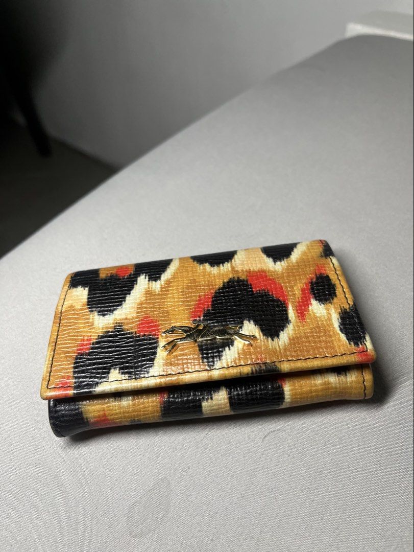 Longchamp Wallet/Card Holder (Category: Luxury Bags & Wallets) located in Bulacan. Submitted by seriousblack.shop (Listing ID 1465419168, Image 2). Description: Long Champ Wallet - Good as New (Vintage Design) Small wallet with 3 compartments.