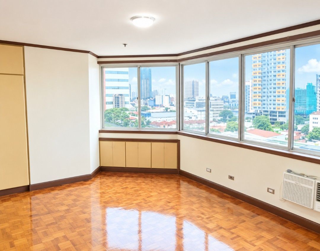 LOOKING FOR A BIG AND SPACIOUS CONDO IN MANILA? (Category: Apartments & Condos) located in Quezon City. Submitted by clever.zealdog_3a084b (Listing ID 1467115791, Image 3). Description: LOOKING FOR A BIG AND SPACIOUS CONDO IN MANILA? 🏢 198 SQM | 4 BEDROOMS | 3 T&B Perfect for families or corporate tenants who need extra space and a convenient city location! ✅ Spacious 4-bedroom unit ✅ With balcony ✅ Near SM Manila and Manila City Hall ✅ Accessib