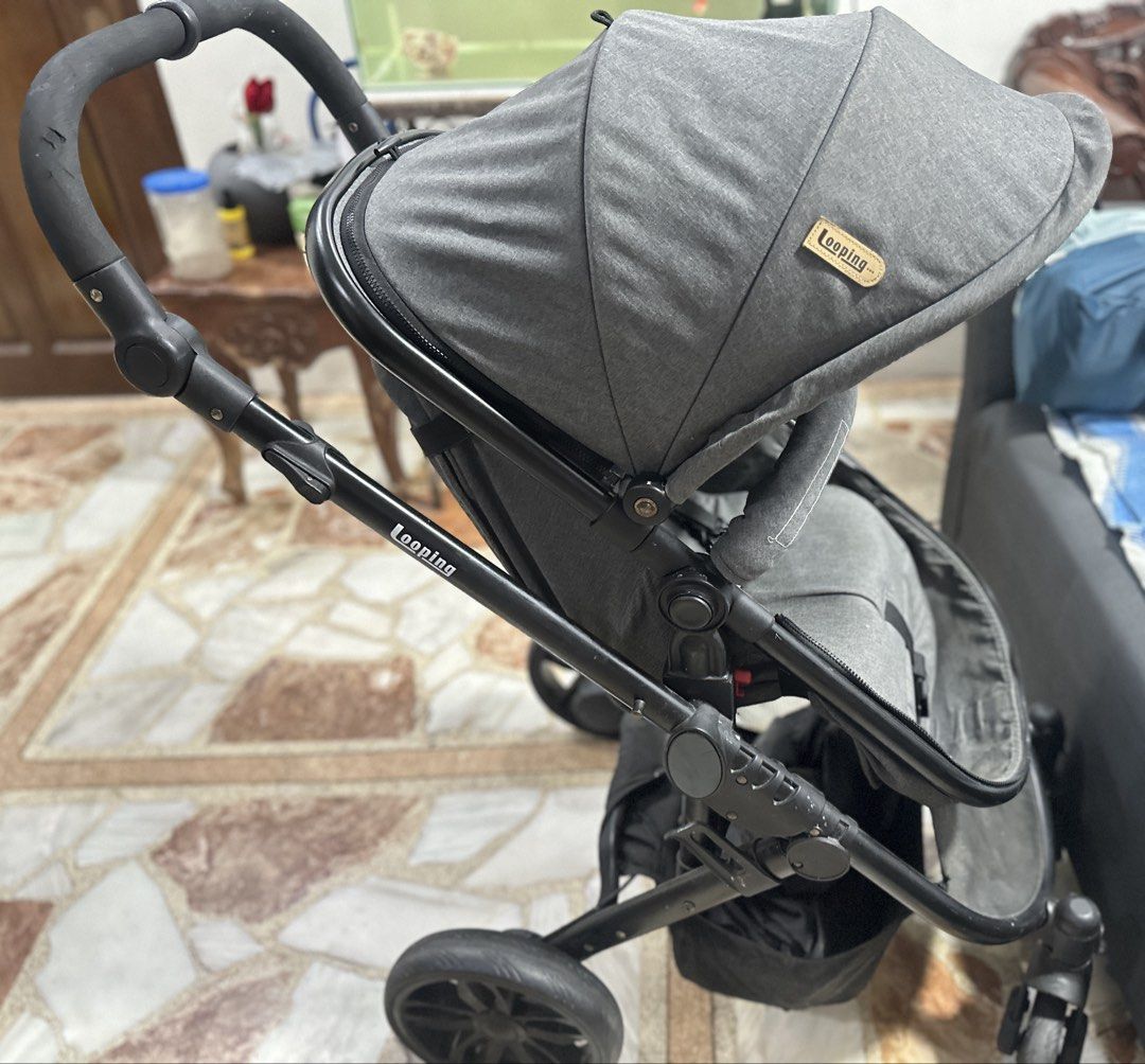 Looping Sydney Baby Stroller (Category: Strollers) located in San Pedro. Submitted by itsannabg (Listing ID 1467121397, Image 1). Description: Looping Sydney Baby Stroller - Included Accessories: Removable bumper bar and under-seat storage basket - Condition: Good working condition with minor scuffs on the handlebar from regular usage. Visible rusting cause by cleaning it often. Selling as is. RFS: Too heavy to carry for travel. Mas madalas na ka
