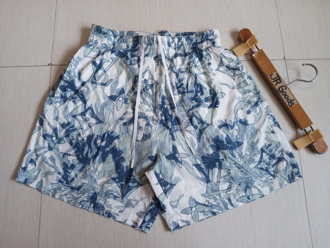 Louis Vuitton Blue White Monogram Print (Category: Shorts) located in Tanay. Submitted by jrgoods (Listing ID 1467114771, Image 1). Description: Louis Vuitton Small men's Waistline 28-32 Length 17 Excellent to new condition 850+Ship Tanay Rizal location Shipping Nationwide Louis Vuitton - Design: Blue and white monogram watercolor pattern - Size: S (Made in Italy) - Features: Elastic waistband with adjustable white drawstring and interior lining 