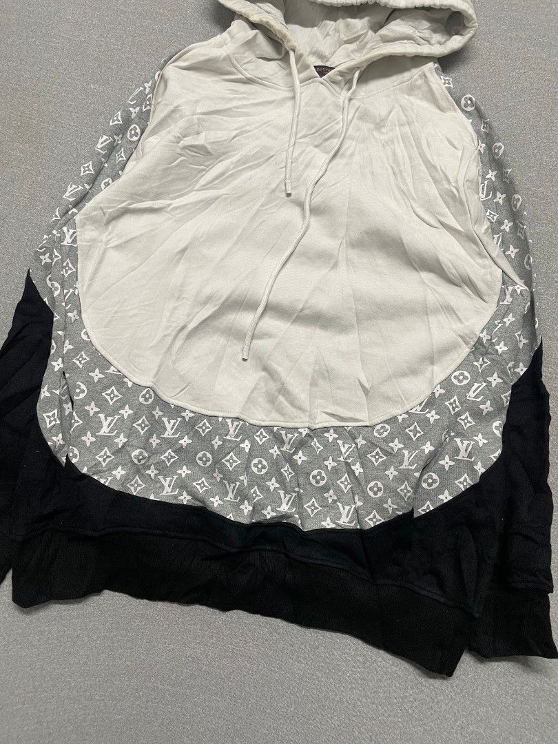 Louis Vuitton Circular Cut Hoodie (Category: Coats, Jackets and Outerwear) located in Manila. Submitted by _retrovate (Listing ID 1467111220, Image 2). Description: Medium Very good condition Need wash.