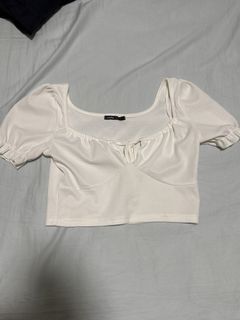 (Category: ) located in . Submitted by blwwardrobe (Listing ID 1467109759, Image 1). Description: .