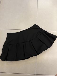(Category: ) located in . Submitted by closetdisasters (Listing ID 1467104370, Image 1). Description: .