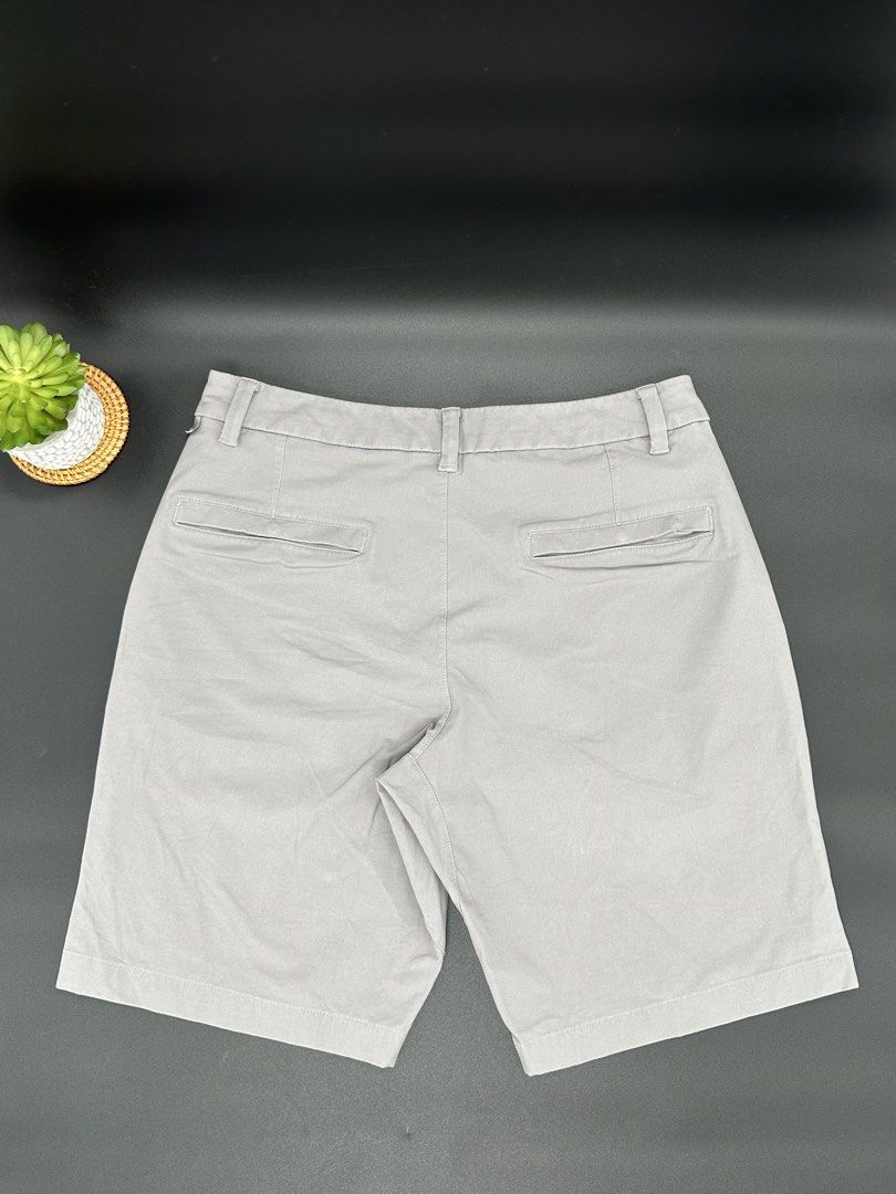 Lululemon Commission Shorts (Category: Shorts) located in Baguio. Submitted by .daryl (Listing ID 1467074769, Image 2). Description: 30-31 waist 18 inches length 10 inches leg opening .