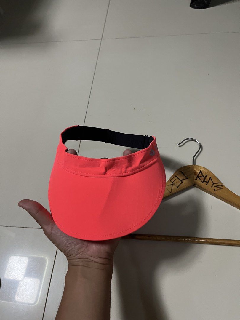 Lululemon Fast Paced Run Visor (Category: Hats & Beanies) located in Kabankalan. Submitted by zeich_thrift (Listing ID 1467137236, Image 1). Description: Lululemon Fast Paced Run Visor Excellent condition Issue: need lng repair sa brim na part.