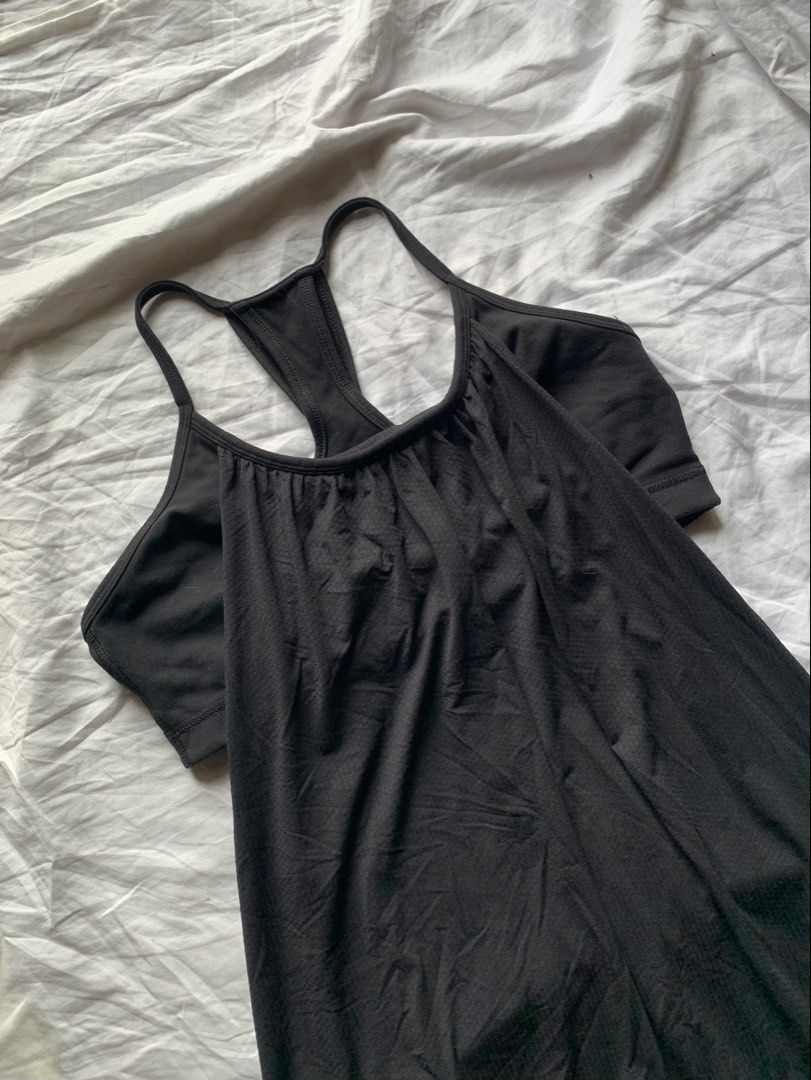 Lululemon No Limit Tank Black Racerback (Category: Activewear) located in Taguig. Submitted by prelovedbynette (Listing ID 1466997853, Image 2). Description: Size M-L Stretchable With built in sports bra No padding but has a padding slot Cut tags Sports Bra Size Guide: Bust: 16 inches (laid flat) Underbust: 14 inches (laid flat) Top Length: 28 inches .