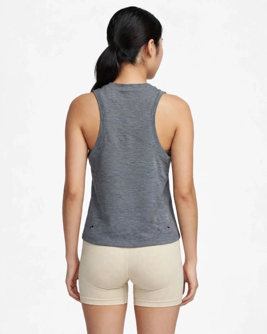 Lululemon Tank Top (Category: Activewear) located in Rizal. Submitted by timeless_shop (Listing ID 1467009572, Image 2). Description: 🔥 ORIGINAL Lululemon Grey Tank Top - Textured - Size 6 📏 Width: 14 inches lay flat 📏 Length: 20 inches 📏 Bust: Kasya 32-34 inches 🎨 Color: Heather Grey / Slate Grey ✂️ Style: Racerback Muscle Tank - textured / waffle fabric! 💯 Condition: 9.8/10 Good Condition - Like New! ✨ 🎨 Color Rate: 9.8/10 - Slate Gray M
