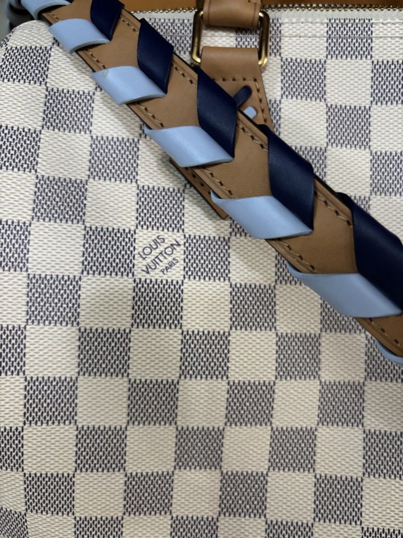 LV Bandou30 Azur Special edition (Category: Luxury Bags & Wallets) located in Quezon City. Submitted by ingridsfinds (Listing ID 1467167750, Image 2). Description: Unused Rare piece Complete box.