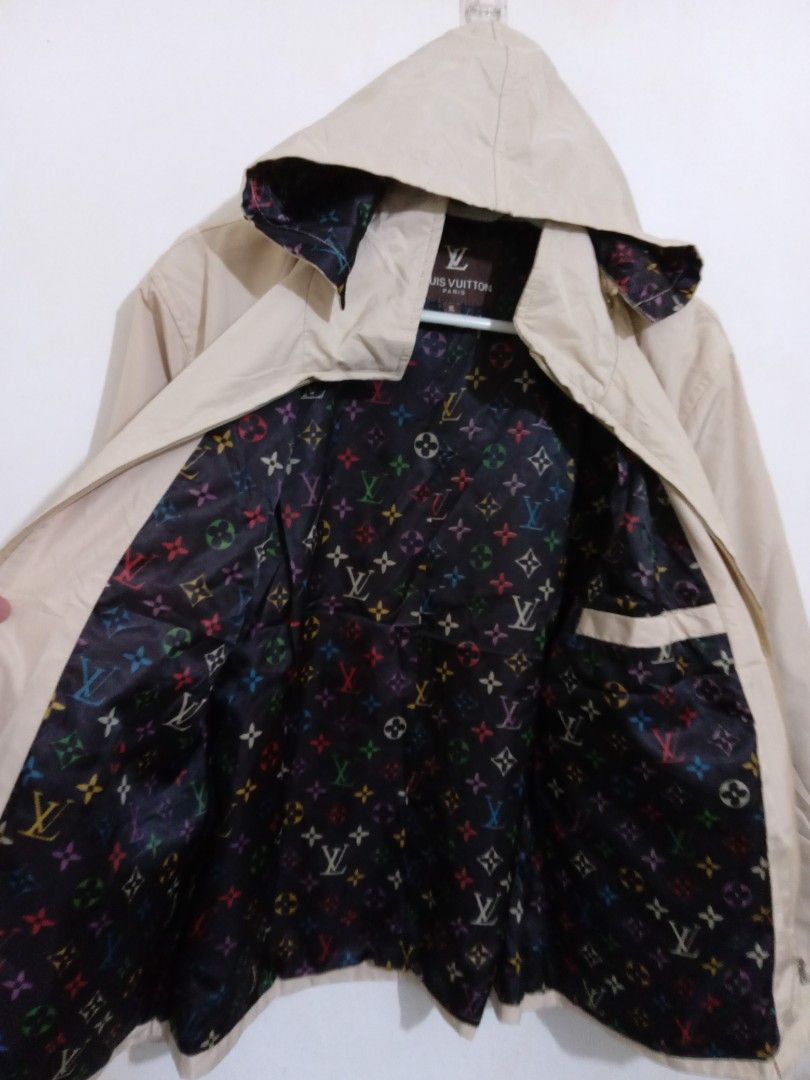 LV jacket with detachable hood (Category: Coats, Jackets and Outerwear) located in Akbar. Submitted by bethlehema07352 (Listing ID 1466985966, Image 2). Description: .
