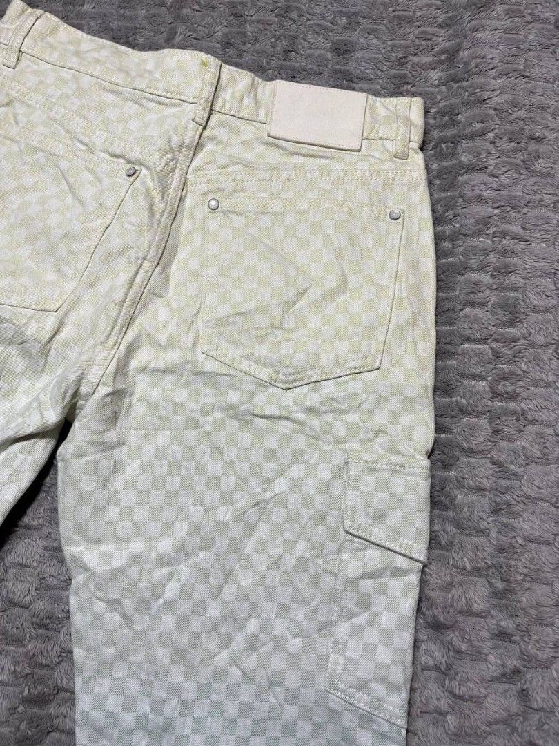 LV monogram multicolor cargo pants (Category: Jeans) located in Cagayan de Oro. Submitted by smoothstyle (Listing ID 1467127890, Image 3). Description: LV monogram multicolor cargo pants Excellent condition 9.5/10 color rate Waistline: 30-32 length: 40 leg opening: 8 no issue.