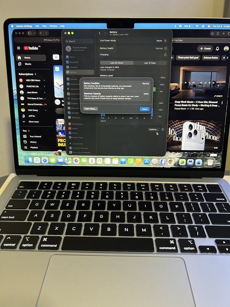 MacBook Air M4 - 16GB RAM (Category: Laptops & Notebooks) located in Quezon City. Submitted by ricardo7_ (Listing ID 1466982752, Image 3). Description: Macbook Air M4. 16GB RAM. 256GB SSD. Complete set with receipt from Apple Singapore. 100% battery health. Under utilized. No any dents or defects. .
