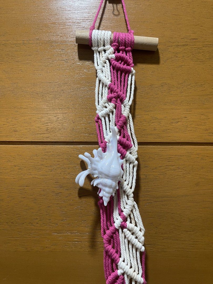 Macrame wall hang / clam organizer (Category: Wall Decor) located in Baguio. Submitted by pawsome_closet (Listing ID 1467015332, Image 3). Description: Handmade .