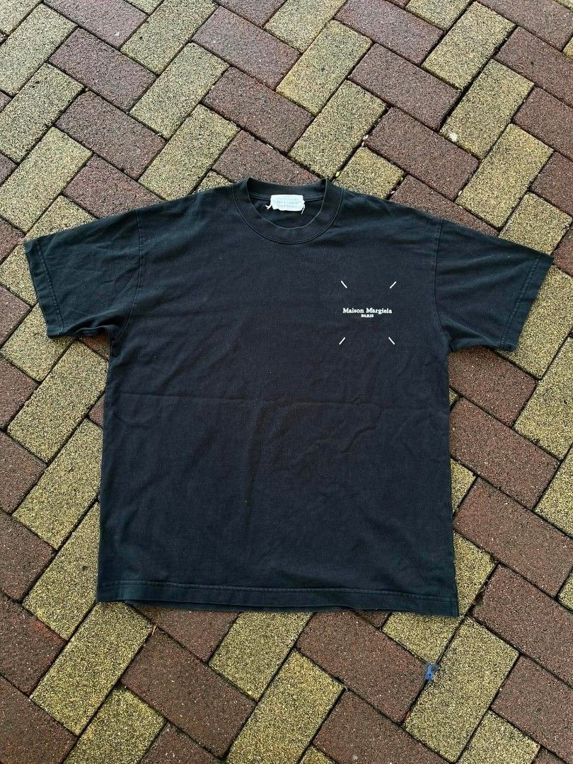 Maison Margiela Tape Design at the back (Category: Luxury Apparel) located in Davao. Submitted by thriftnijanny (Listing ID 1467157110, Image 1). Description: 📌Maison Margiela size S 23.5x29 Good Condi Color rate: 9/10 issue: Cut washtag and hairlines at the back print.