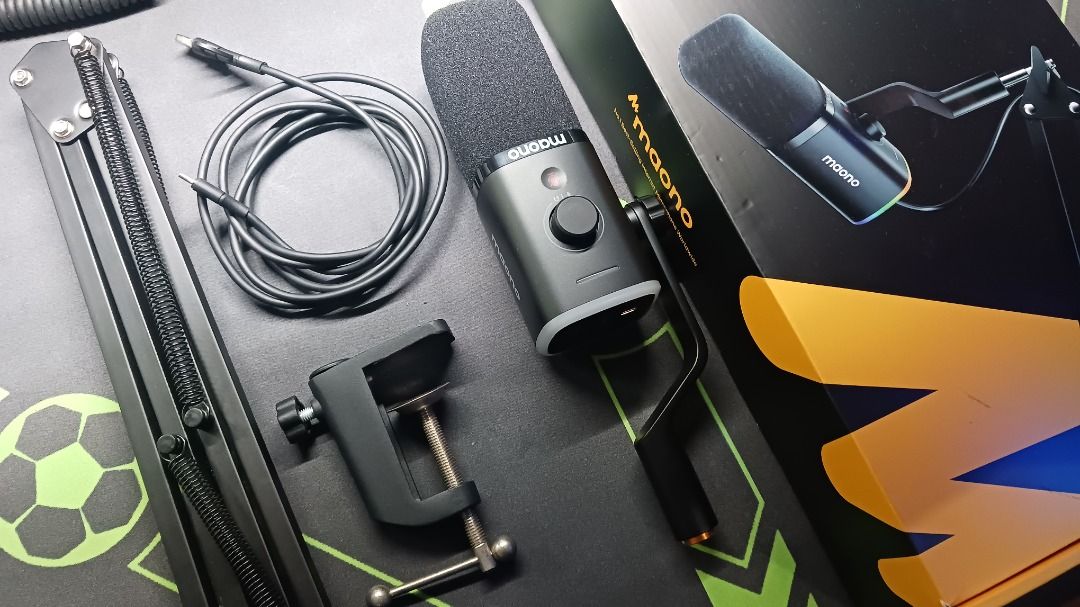Maono PD100XS (Category: Other Accessories) located in Caloocan City. Submitted by oddpenguin_106d22 (Listing ID 1467150665, Image 1). Description: Selling my 2-month old PD100XS from Maono, it comes with everything including its box. Like-new condition..