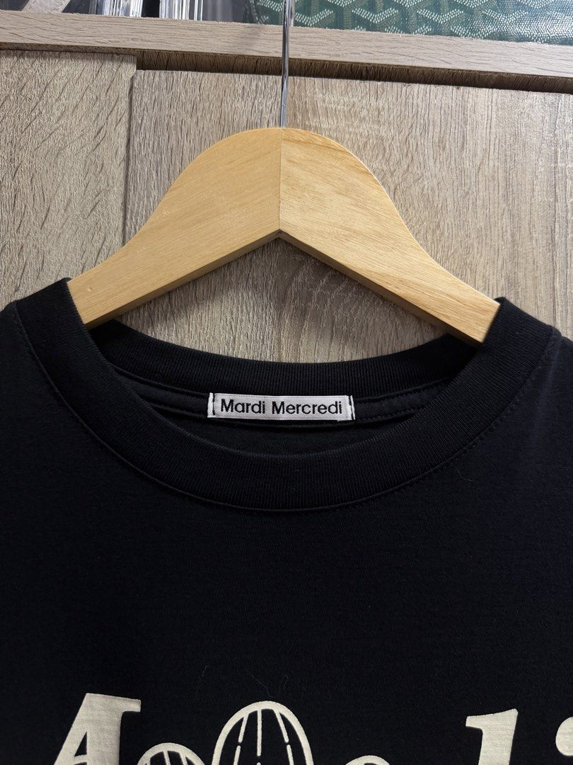 Mardi Mercredi Flower Tshirt (Category: Blouses) located in Cavite. Submitted by PRIVATE.Selection (Listing ID 1467056942, Image 3). Description: Mardi Mercredi Flower Tshirt Size M W- 20 L- 27 Good as New .