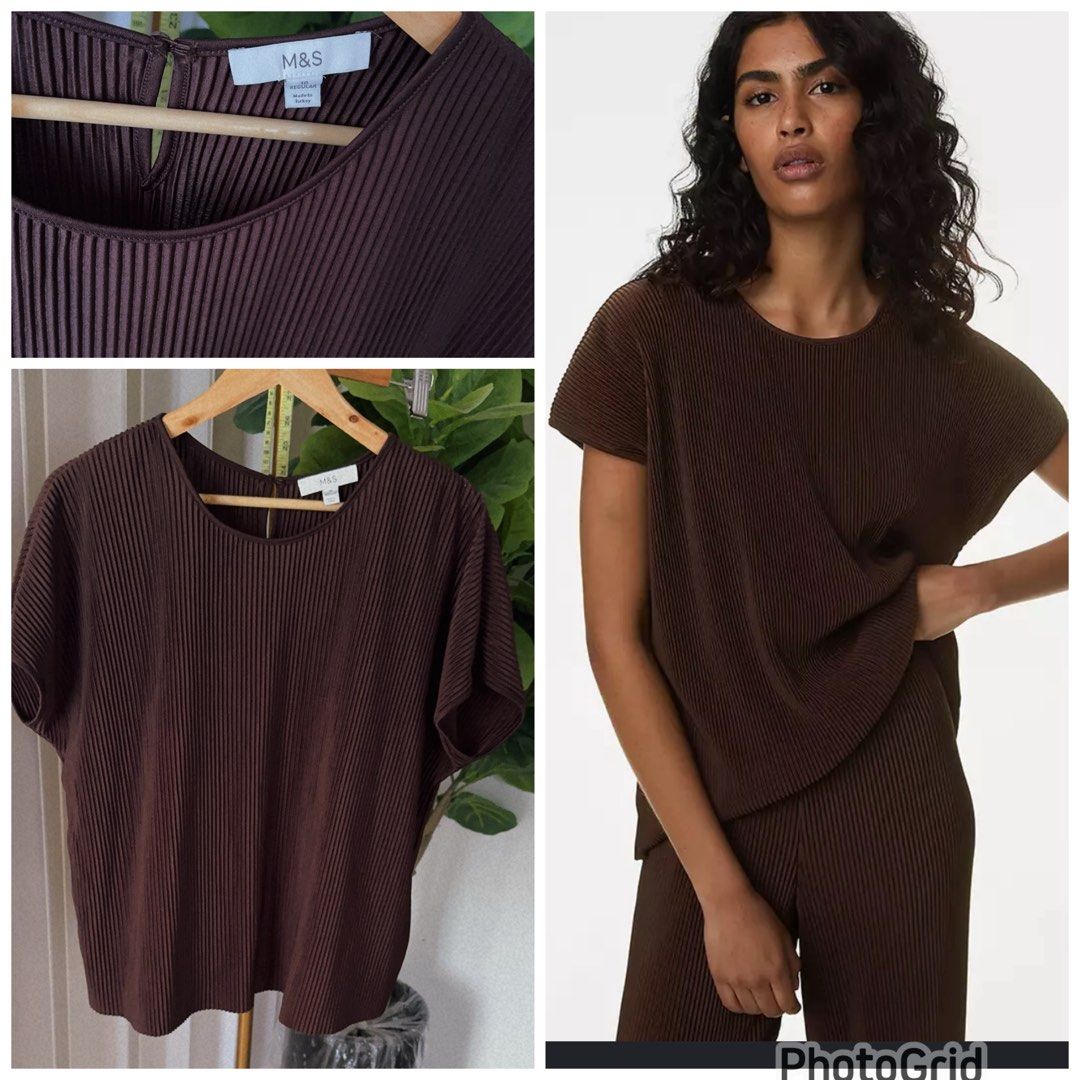 Marks & Spencer Pleated Top (Category: Blouses) located in Cabanatuan. Submitted by boutiquelouise (Listing ID 1467020047, Image 1). Description: 26x2(52) inches width 25.5 inches length Med on tag Best fit sa xl size.