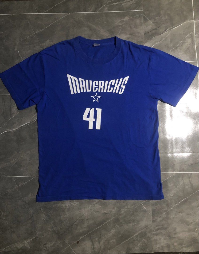 Mavericks dallas nba tee (Category: Activewear) located in Manila. Submitted by buksthrifthing (Listing ID 1466974570, Image 1). Description: 23 by 29 Large to xL No issue Excellent condition .