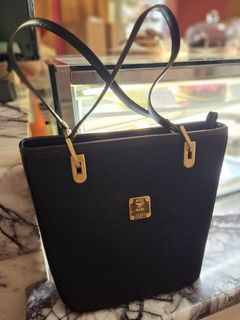 (Category: ) located in . Submitted by instylesisters.ph (Listing ID 1467106189, Image 1). Description: .