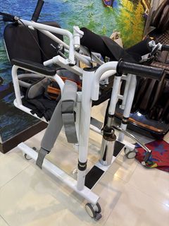 (Category: ) located in . Submitted by kenchiang1688 (Listing ID 1467084200, Image 1). Description: .