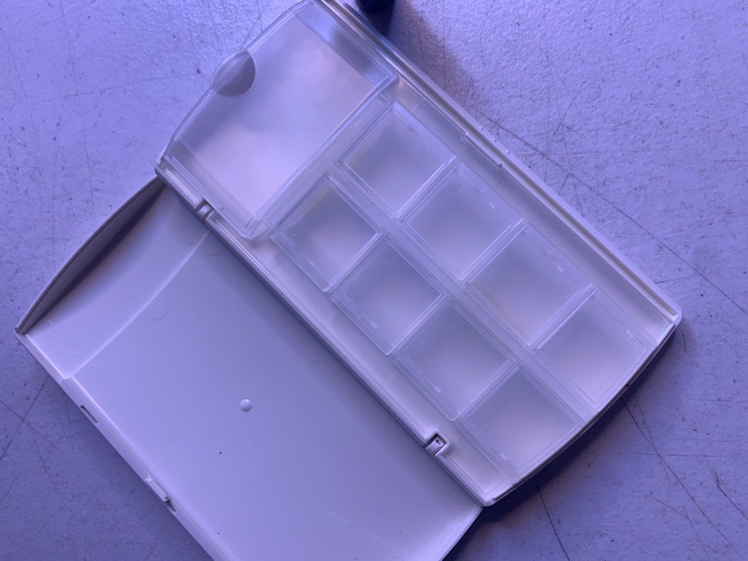 Medicine Pill Portable Case (Category: Medical Supplies & Tools) located in Carmona. Submitted by bihira (Listing ID 1467043952, Image 2). Description: Medicine Pill Portable Case - WYSIWYG - As is - No Cracks / some scratches at the back - Clean Interior.