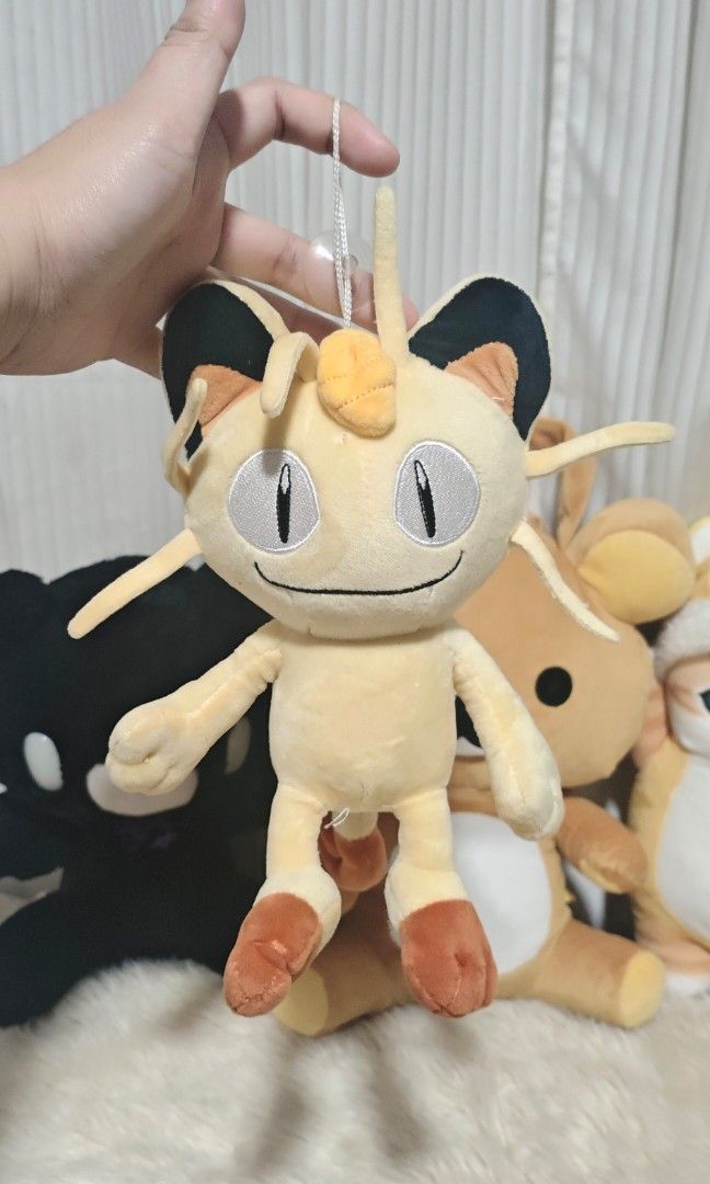 MEOWTH POKÉMON (Category: Plushies & Soft Toys) located in Manila. Submitted by yourfavoritethings7 (Listing ID 1467091178, Image 1). Description: Cut tag.