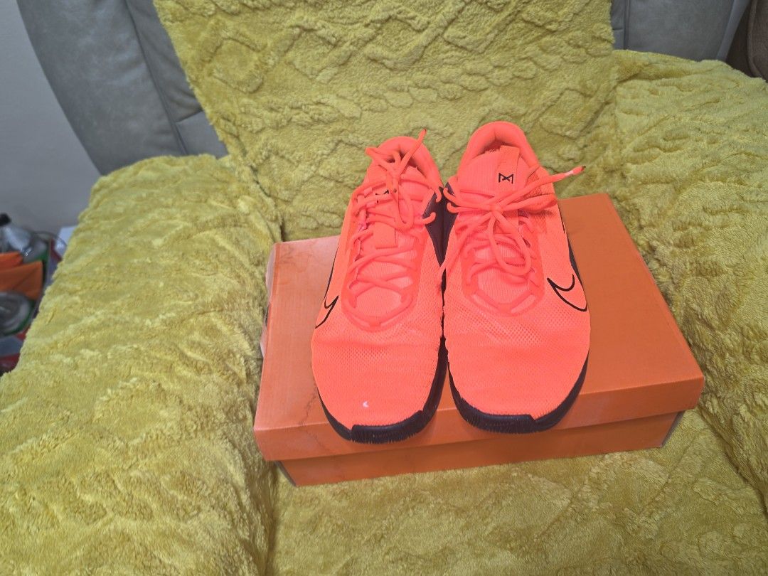 Metcon 9 size 13 (Category: Casual Shoes) located in Muntinlupa City. Submitted by clarky27 (Listing ID 1467109964, Image 2). Description: metcon 9 size 13 slightly used gym 1500 only.