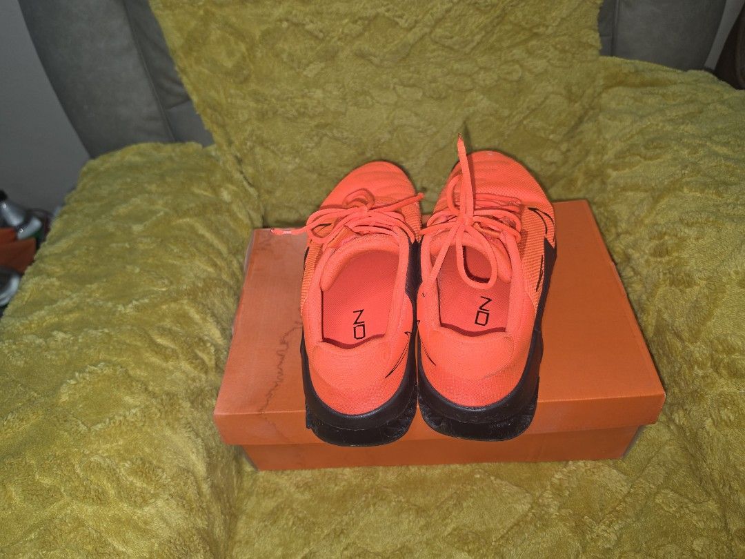 Metcon 9 size 13 (Category: Casual Shoes) located in Muntinlupa City. Submitted by clarky27 (Listing ID 1467109964, Image 1). Description: metcon 9 size 13 slightly used gym 1500 only.