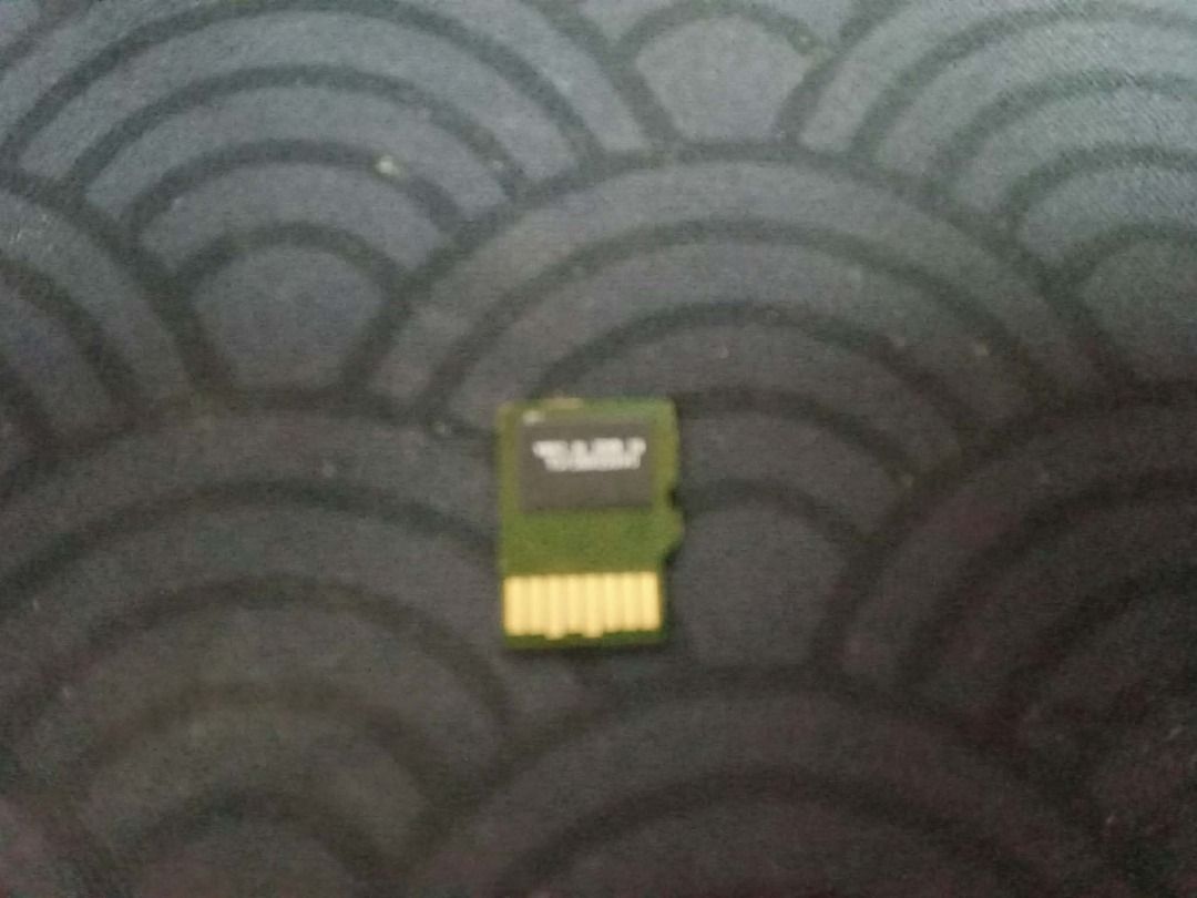 Microsd Sandisk 200gb XC1 (Category: Hard Disks & Thumbdrives) located in Manila. Submitted by giancarlod23627 (Listing ID 1467000916, Image 2). Description: 1.5k Sandisk 200gb microsd xc1 galing s switch v1 k reason for selling nag upgrade na ako. Manila area lalamove grab.