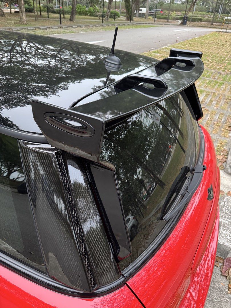 MINI John Cooper Works 1.6 (M) (Category: Used Cars) located in Singapore. Submitted by tomipu (Listing ID 1453195692, Image 3). Description: Condition see yourself everything well maintain history all complete MANUAL fun car gokart feel , rfs change to electric car no need consignment thanks .