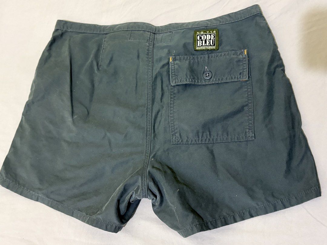 Mini shorts (Category: Shorts) located in Angeles City. Submitted by cocoblitz786 (Listing ID 1467033610, Image 2). Description: Code Blue Cargo mini shorts Dm for dimes/measurements no issues .
