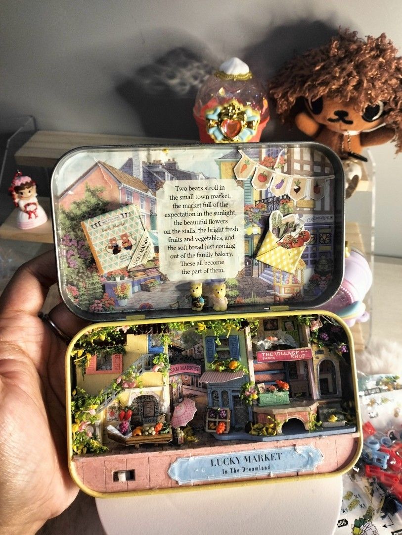 Miniature doll house kit with led ligth (Category: Vintage Collectibles) located in Manila. Submitted by alayassulittipidfinds (Listing ID 1467165671, Image 1). Description: .