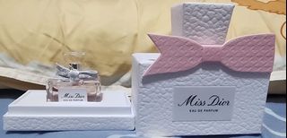 （分類：）位於 。 由 mkkkm 提交（商品編號 1467156235，圖片 1）。簡介： 。
