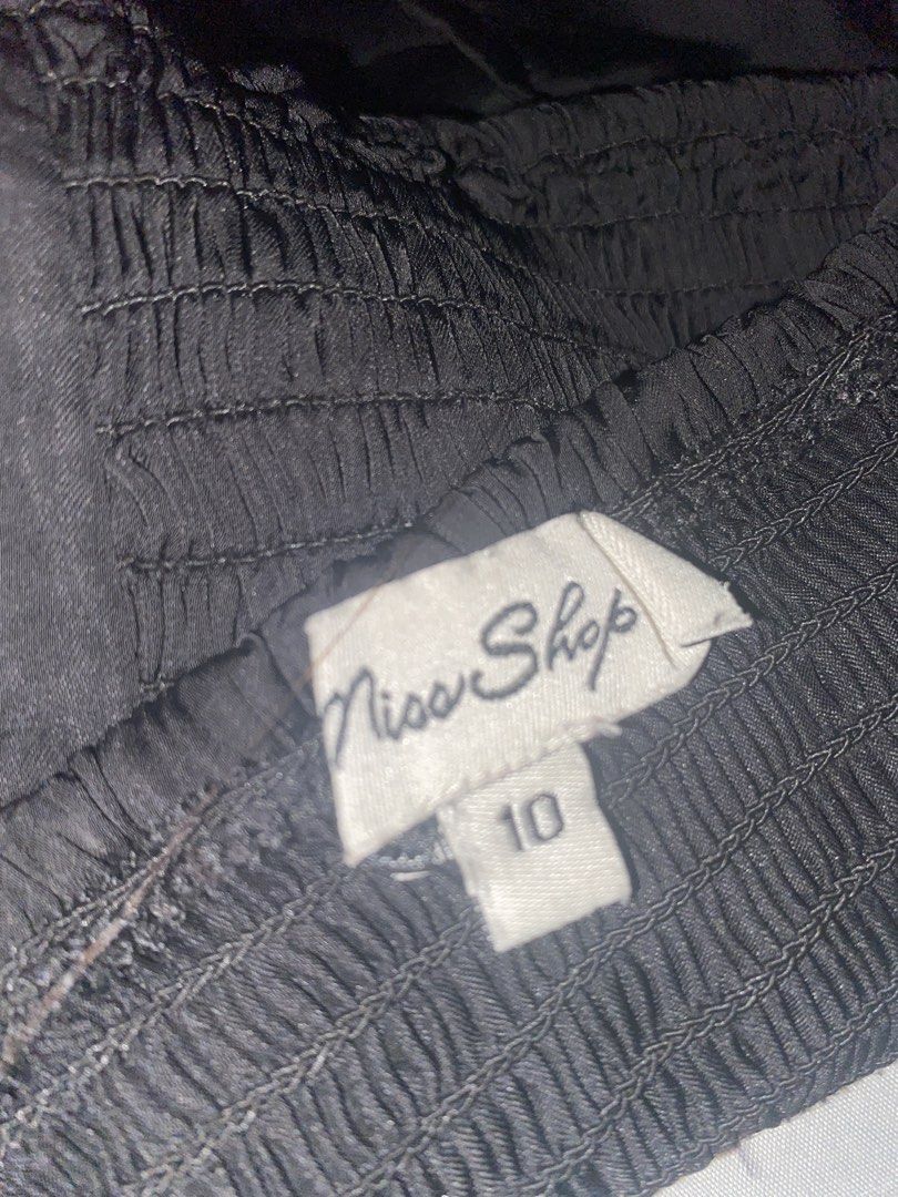 Miss shop smocked top (Category: Blouses) located in Cebu City. Submitted by prelovedbygaely (Listing ID 1467055427, Image 2). Description: High quality smocked top puff sleeves Small to medium.