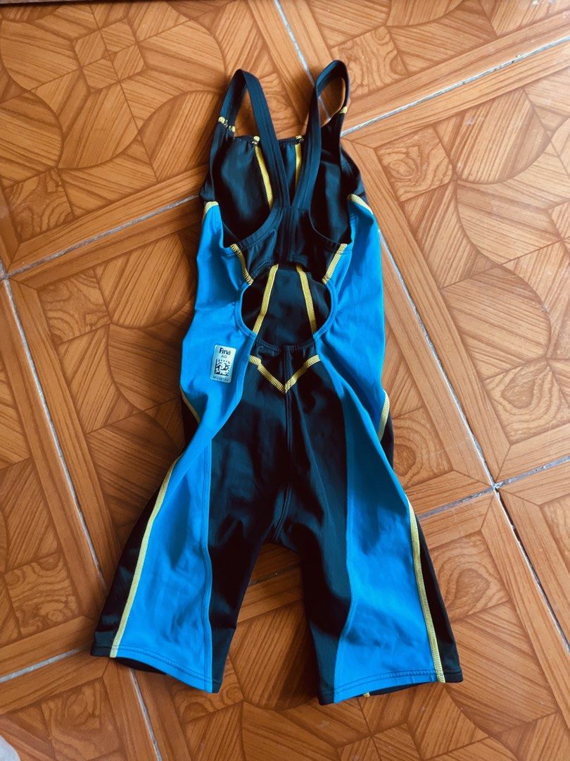 Mizuno FX-Sonic XS (Category: Bikinis & Swimsuits) located in Manila. Submitted by rare_goldy (Listing ID 1467018885, Image 2). Description: .