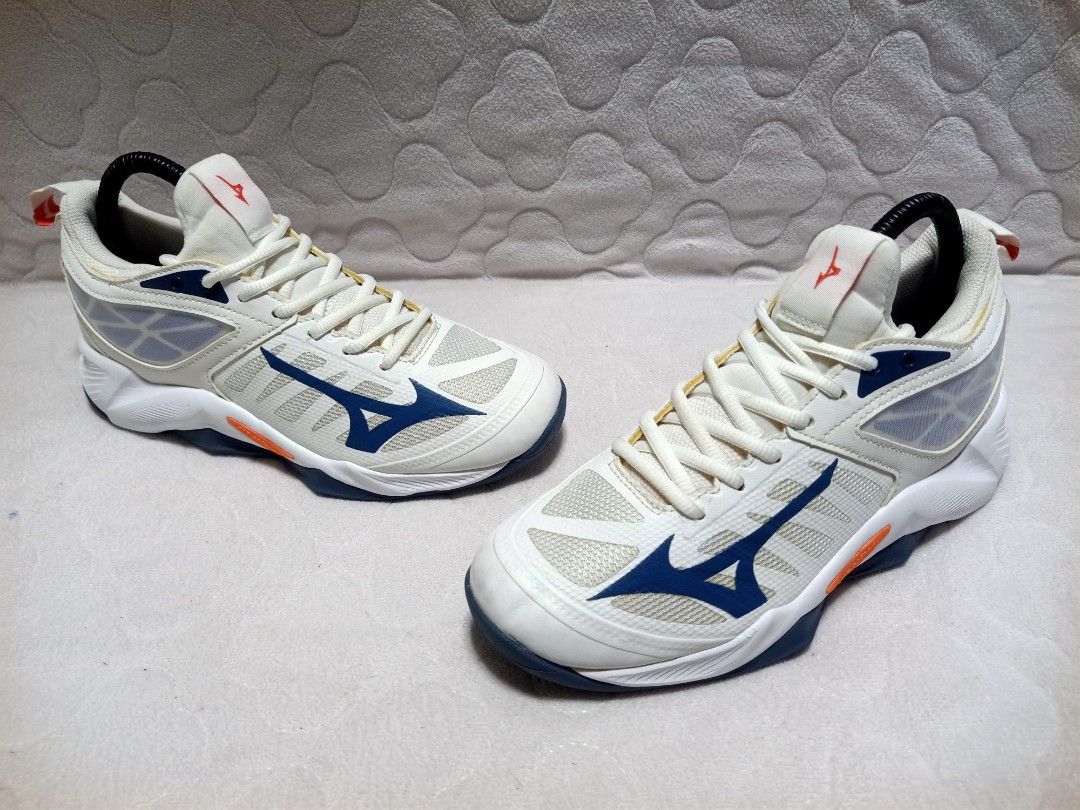 Mizuno wave dimension (Category: Sneakers) located in Mandaue City. Submitted by ungria_urban_treasures (Listing ID 1467010683, Image 3). Description: ORIGINAL 💯 SECONDHAND 👟 CLICK THE PICTURE FOR DETAILS CAN SHIP NATIONWIDE PAYMENT FIRST KUNG SHIPPING PARA PANATAG KAYU PWEDE VIDEO CALL OR VOUCH NYU PO AKU 📌 PERO PWEDE COD KUNG CEBU AREA MESSAGE ME FOR MORE DETAILS 😊🙏.