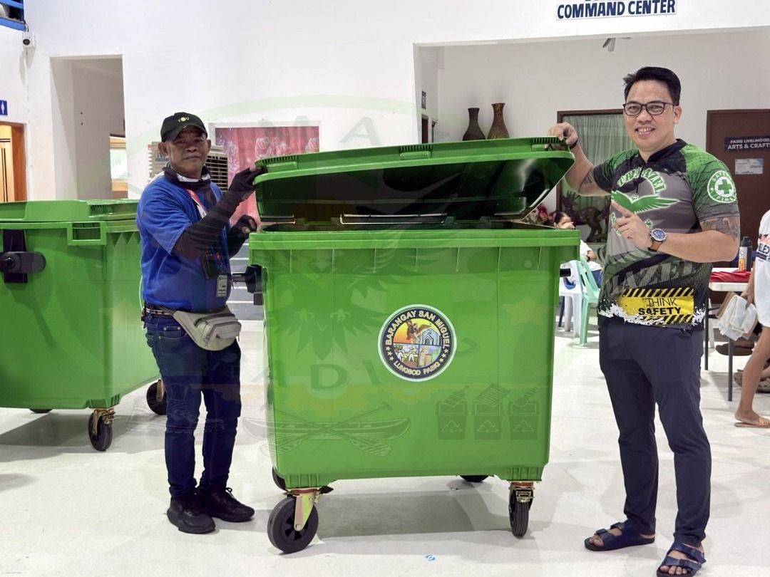 mobile trash bin (Category: Waste Bins & Bags) located in Quezon City. Submitted by irishbayaban20 (Listing ID 1466983828, Image 1). Description: ✅ Guaranteed lowest price ✅ Quality products ✅ 100% LEGIT TRUSTED SUPPLIER! ✅ With Complete Legal Documents ✅ BIR Registered We Supply All Kinds Of PPE Supplies, Raincoat, Hard Hat, Cooler Box, Plastic Trash Bin, Road Barriers, Kayak Boats, Crystal Kayak, Traffic Cone, T-Bollards & All Kinds Of Safety S