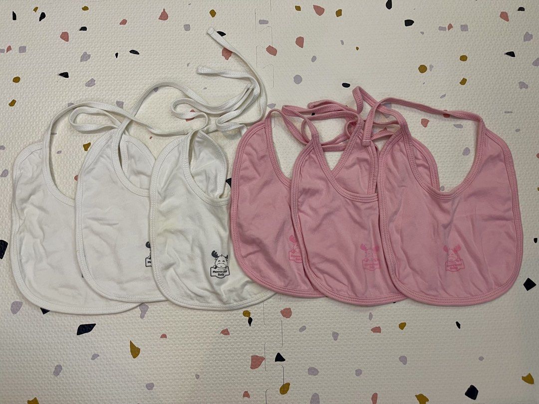 Moose gear bib (Category: Babies & Kids Fashion) located in Antipolo. Submitted by chelsiesm (Listing ID 1467125852, Image 1). Description: .