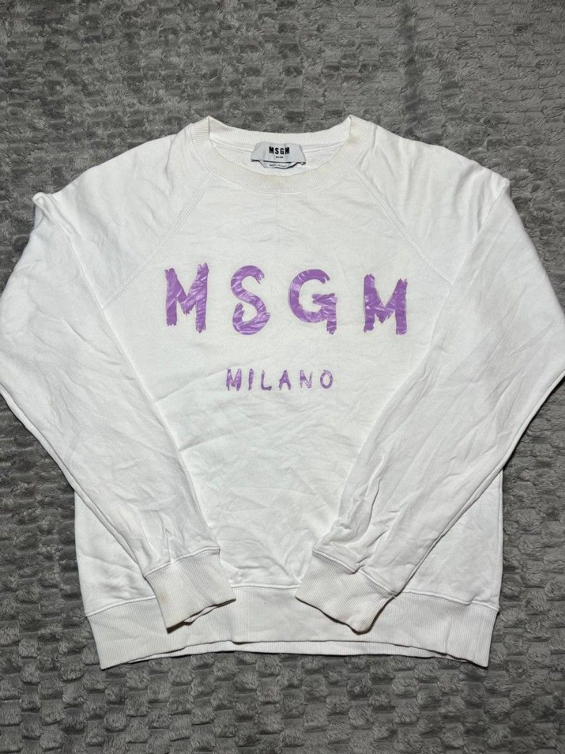 MSGM milano crewneck (Category: Coats, Jackets and Outerwear) located in Cagayan de Oro. Submitted by smoothstyle (Listing ID 1467129960, Image 1). Description: MSGM milano crewneck Excellent condition 9.5/10 color rate size Medium dimes: 21x24 need hard wash.