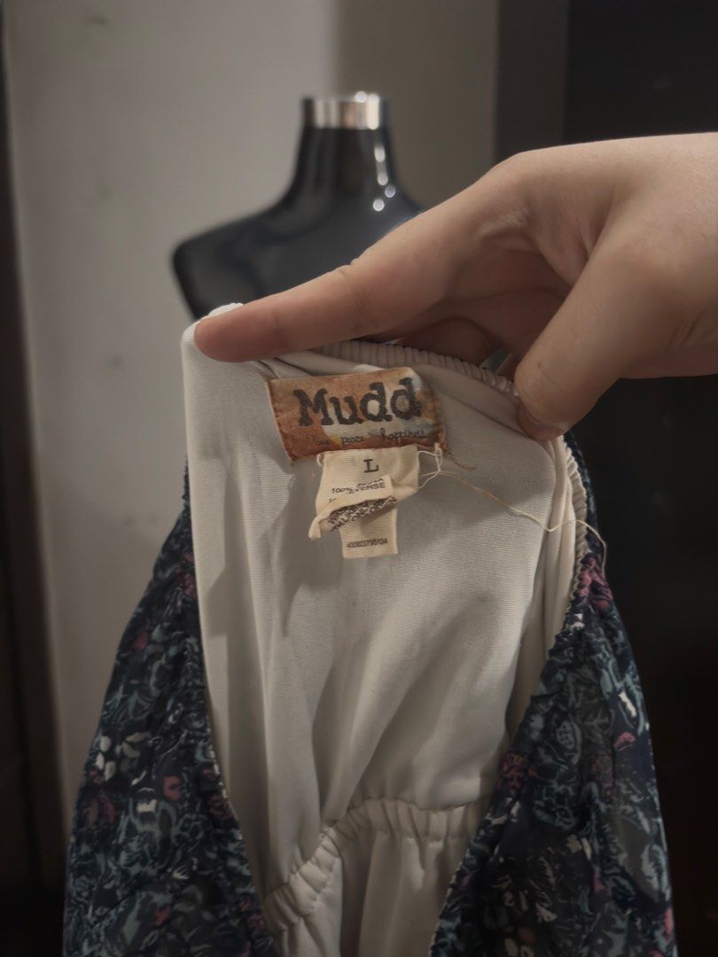 Mudd Off shoulder dress (Category: Dresses) located in Las Pinas. Submitted by kylloren_ (Listing ID 1467028693, Image 3). Description: - rfs: decluttering - shipping is thru j&t helping tags [h&m, mango, zara, uniqlo, brandy melville, princess polly, y2k, coquette, dainty, vintage, early 2000s, grunge, cottagecore, basics, preppy, goth, fairycore, fairy, edikted, miu the label, isa the label, hollister, aeropostale, paul frank].