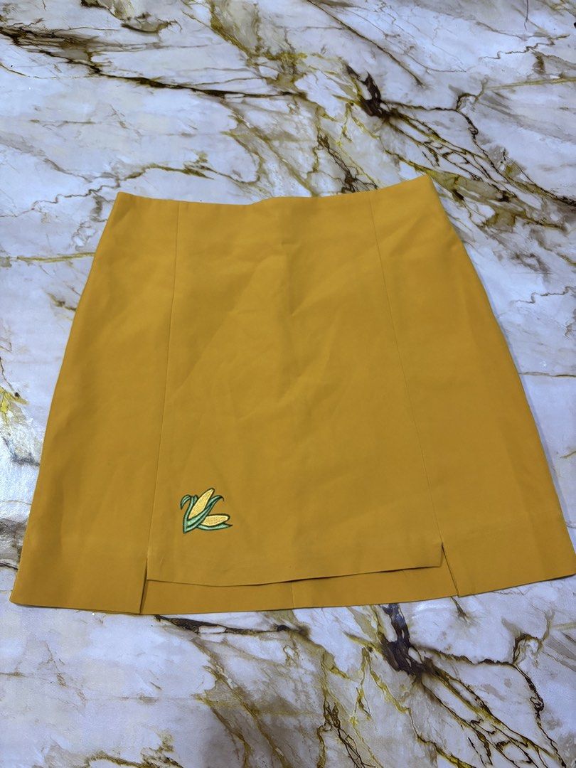 Mustard skirt (Category: Skirts) located in Burgos, Ilocos Norte. Submitted by carou11406 (Listing ID 1467071792, Image 1). Description: Size 27-29 via tape measure .