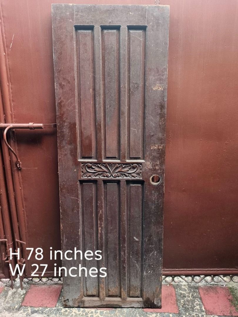 Wood Door (Category: Locks, Doors & Gates) located in Pasig City. Submitted by randomstuffs23 (Listing ID 1467006644, Image 1). Description: Narra wood daw po d ako sure mabigat po siya Issue nasa picture na As is For lalamove or pick up.