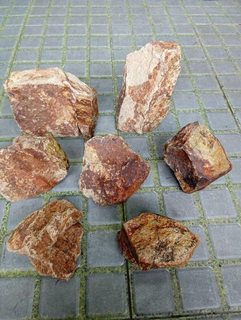 Natural stone hardscape rocks for landscaping (Category: Gardening Tools & Ornaments) located in Caloocan City. Submitted by jonmag31 (Listing ID 1467066898, Image 1). Description: 28 kilos Set of 7 natural reddish-brown and tan rocks in varied shapes and sizes - Features earthy tones, natural patterns, and rich textures - Heavy and solid construction, ideal for aquascaping, terrariums, and reptile tanks - Pre-washed and ready to rinse and place 