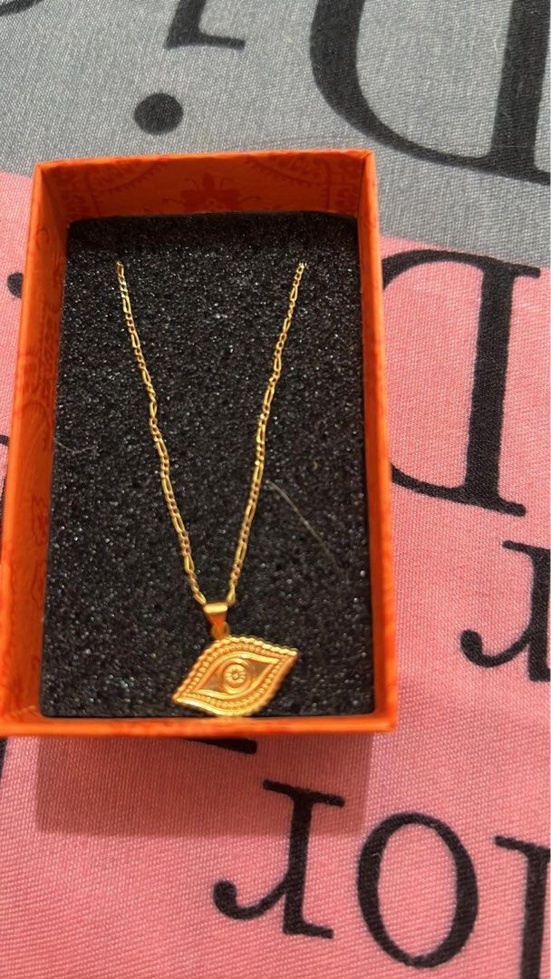 Necklace light weight (Category: Necklaces) located in Cavite. Submitted by albooz (Listing ID 1467142080, Image 3). Description: 18k necklace evil eye for only 6200 0.89 gram 18 inches.