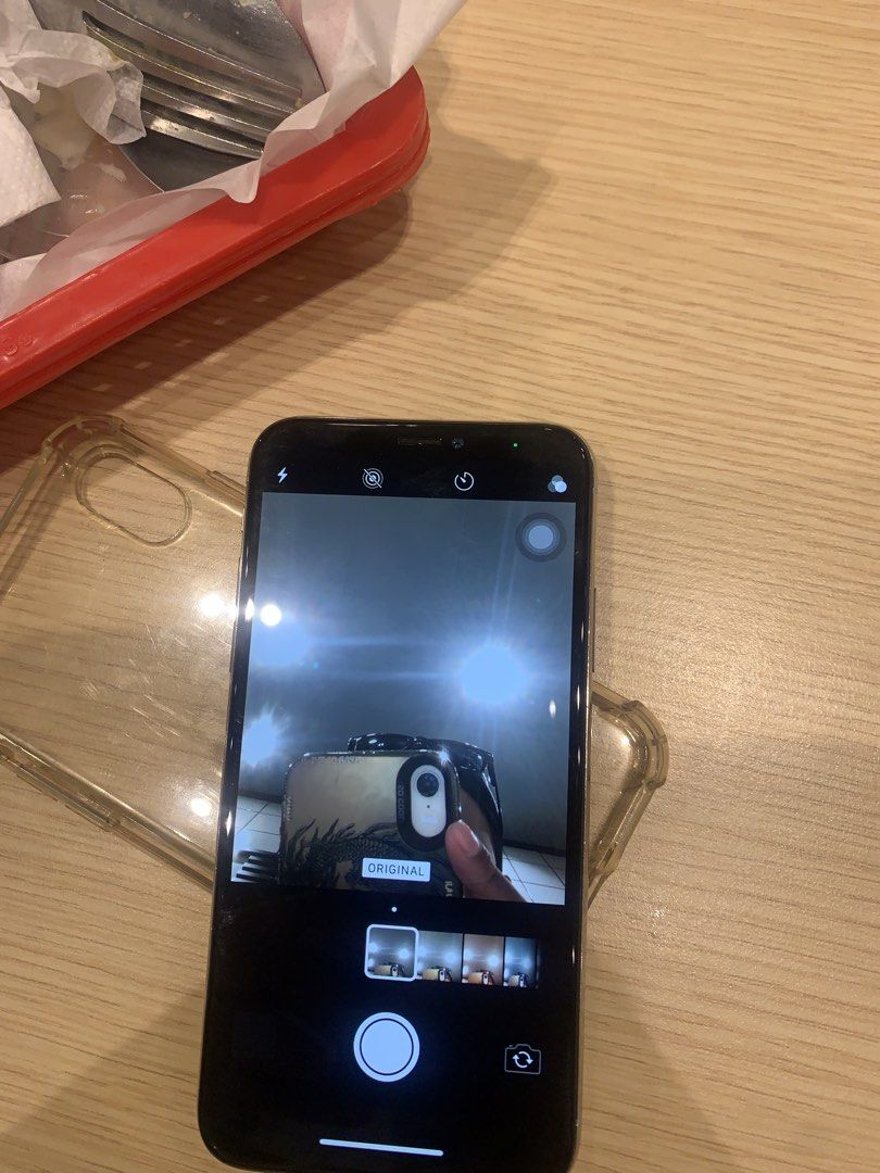 Negotiable Iphone x 64gb No issue (Category: iPhone X Series) located in Butuan. Submitted by soloutthrift (Listing ID 1467142403, Image 2). Description: No scratches No crack front and back Excellent condition camera(front&back) Battery health 97%.