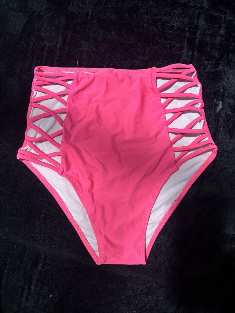 Neon pink swimsuit (Category: Bikinis & Swimsuits) located in Pasig City. Submitted by swapwithme (Listing ID 1467160745, Image 1). Description: Never po nagamit to! Brandnew po..