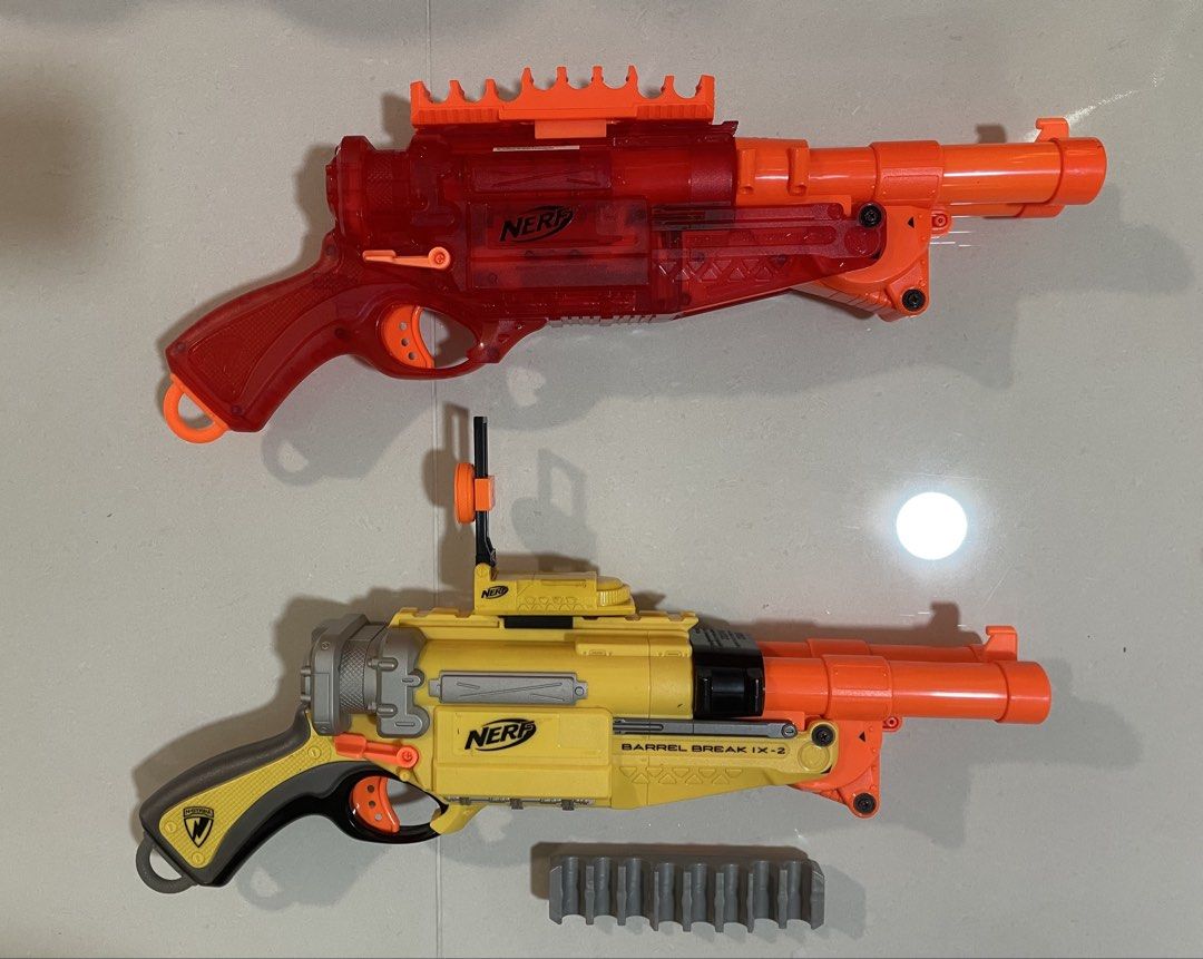 Nerf bundle (Category: Action & Battle Toys) located in Singapore. Submitted by soulofvintage (Listing ID 1467074964, Image 2). Description: Selling as it is.