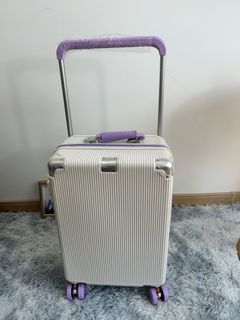 （分類：）位於 。 由 fashiontrade_luggage_company 提交（商品編號 1467002945，圖片 1）。簡介： 。